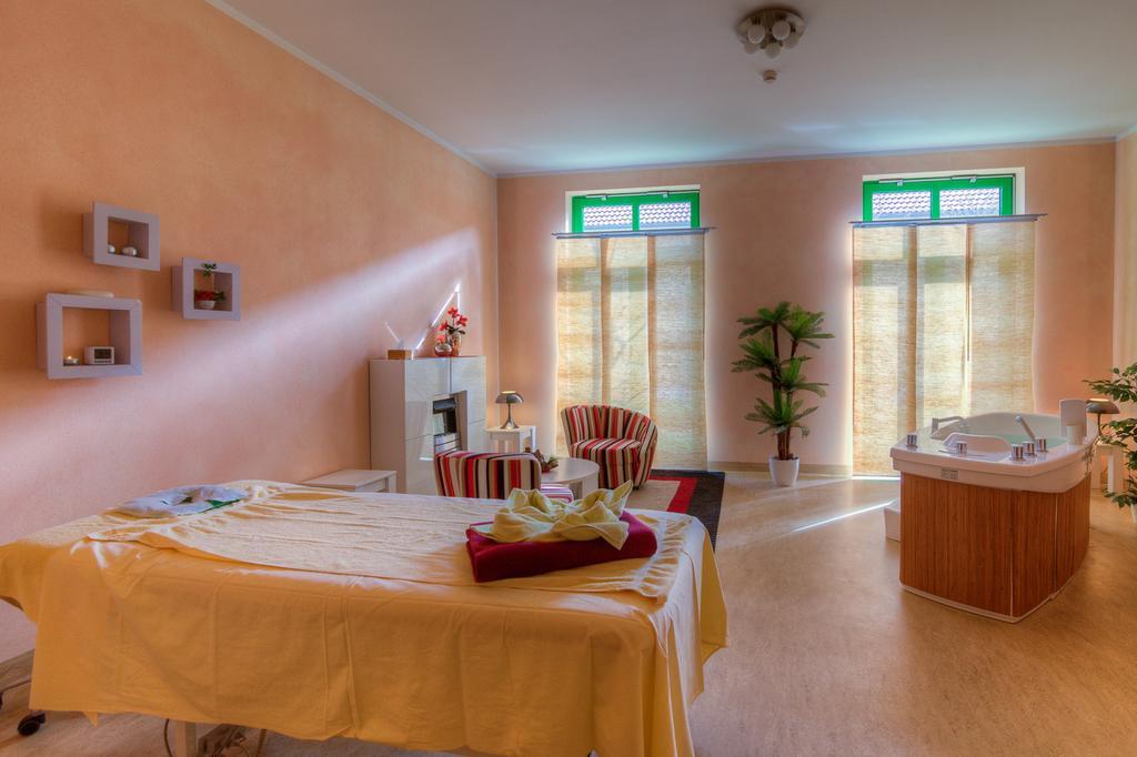 Sport- & Vital-Resort Neuer Hennings Hof Perleberg Εξωτερικό φωτογραφία