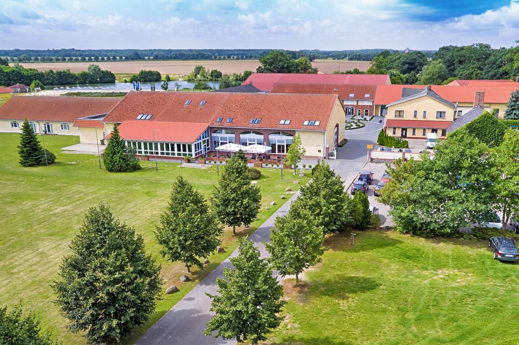 Sport- & Vital-Resort Neuer Hennings Hof Perleberg Εξωτερικό φωτογραφία